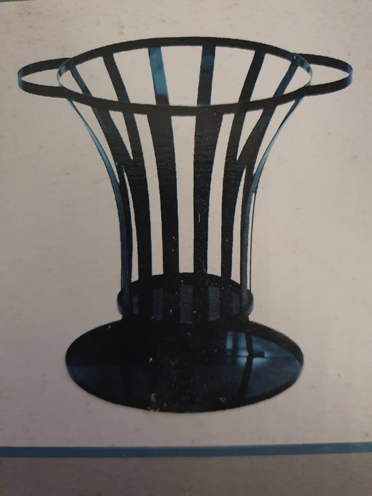 Tulipesä pohjalevyllä puutarhaan - Ulkotulisijat - 7317081390092 - 1