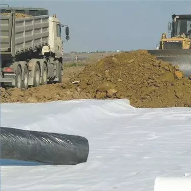 Suodatinkangas N3 5x130m 650m2 - Suodatinkankaat ja katekankaat - 6438056189143 - 1
