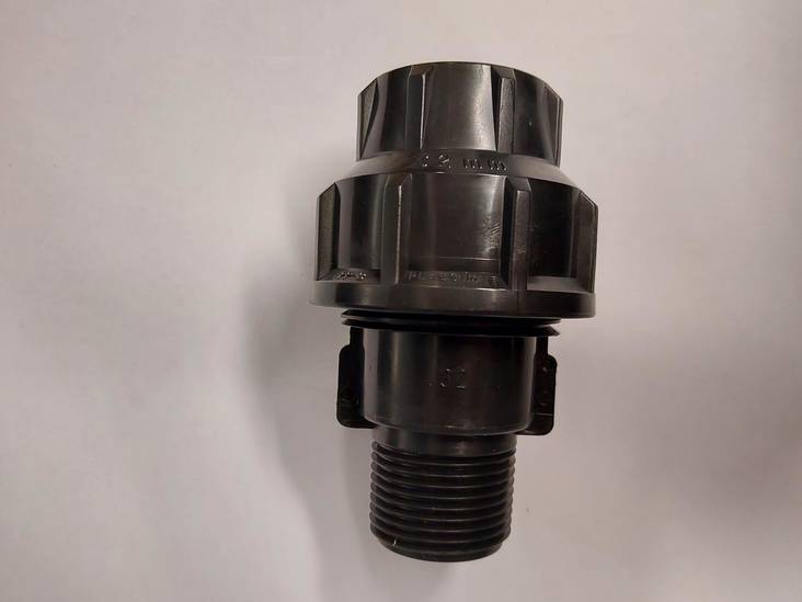 Suora liitin 32x1" UK Muovinen - Kierreliittimet - 7315750007166 - 1