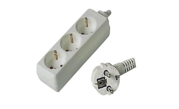 Jatkojohto OPAL 3-osainen maadoitettu 5m - Sisäjatkojohdot - 6416013245637 - 1