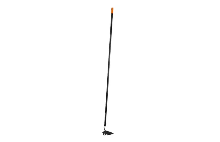 Kuokka Fiskars Solid 1016035 - Istutustyökalut - 6411501357137 - 1
