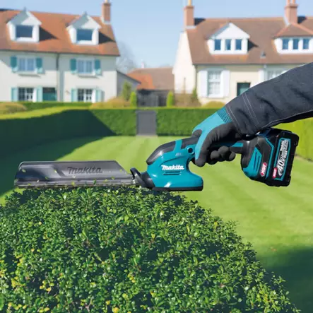 Akkupensasleikkuri Makita UH023GZ 40V - Akkupensasleikkurit - 0197050016768 - 2