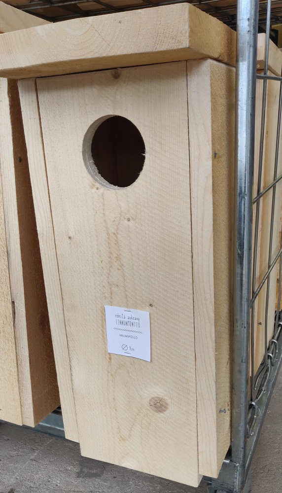 Kotimainen Linnunpönttö 90mm - Ulkolinnun ruoat ja tarvikkeet - 000000123459 - 1